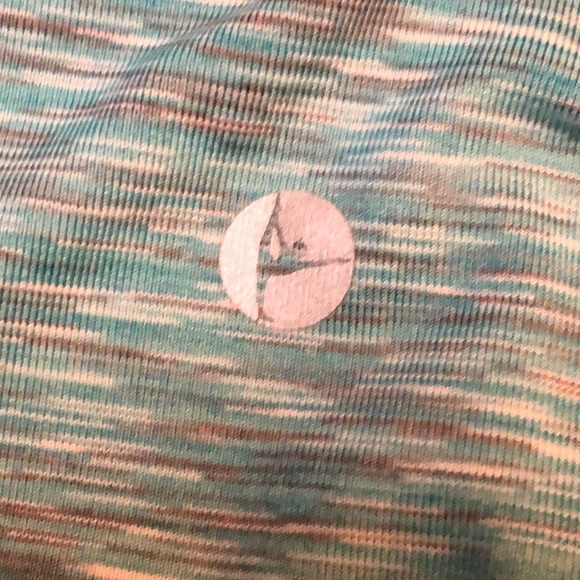 Danskin Reversible Blue Aqua Cropped Leggings size Small Medium - Picture 5 of 10